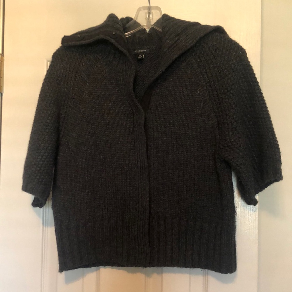 Short sleeve adorable sweater